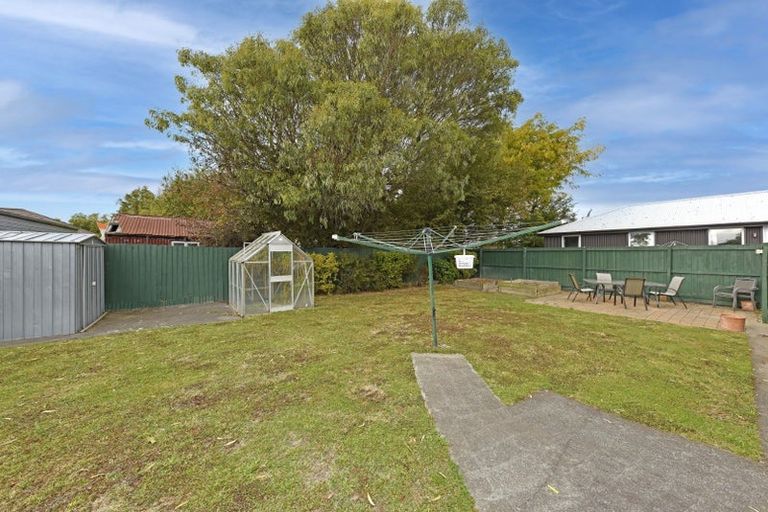 Photo of property in 2/22 Aldwins Road, Phillipstown, Christchurch, 8062