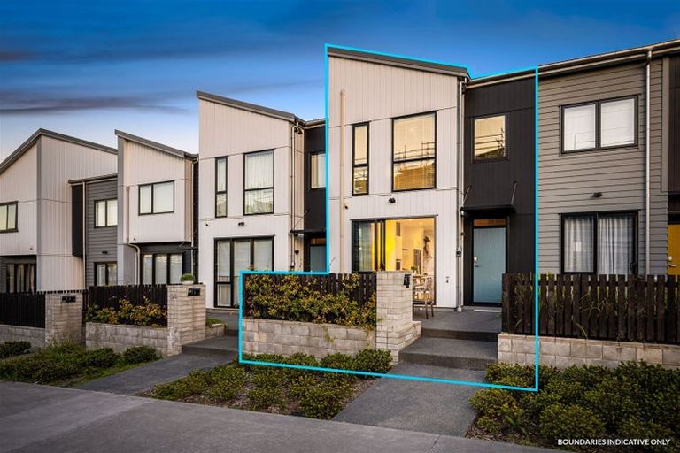 Photo of property in 58 Nugget Avenue, Hobsonville, Auckland, 0616