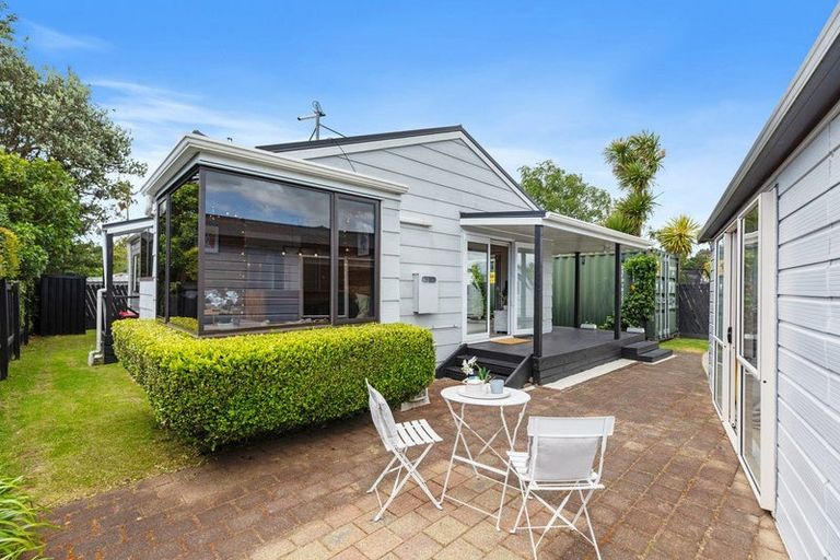 Photo of property in 6b Kaimai Place, Hairini, Tauranga, 3112