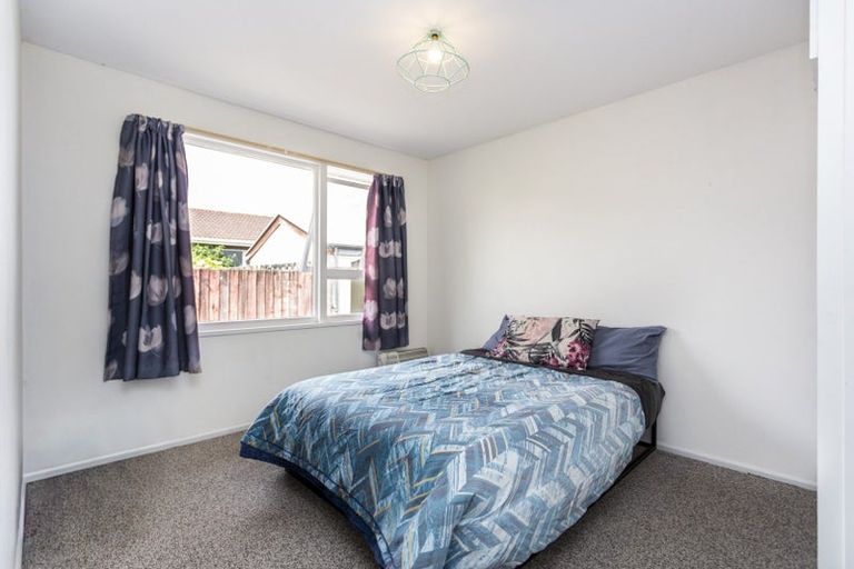 Photo of property in 2/15a Marriotts Road, North New Brighton, Christchurch, 8083