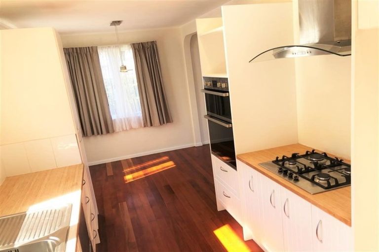 Photo of property in 29 Kayes Road, Pukekohe, 2120