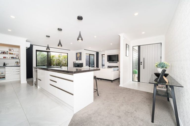 Photo of property in 6 Ngaio Street, West End, Palmerston North, 4412