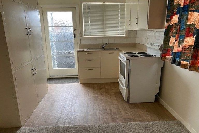 Photo of property in 1/1 Coles Place, St Albans, Christchurch, 8014