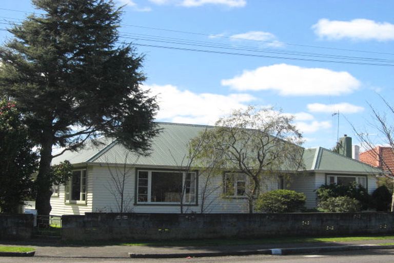 Photo of property in 27 Dorset Street, Levin, 5510