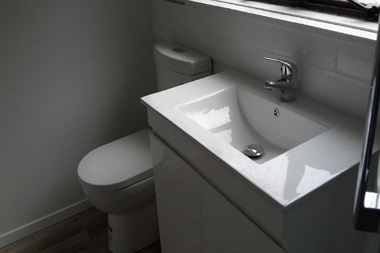 Photo of property in 118a Middleton Road, Churton Park, Wellington, 6037