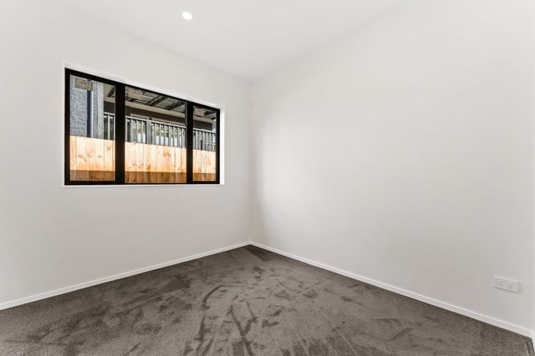 Photo of property in 19b Red Beach Road, Red Beach, 0932