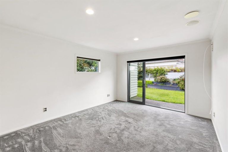 Photo of property in 30a Brougham Street, Westport, 7825