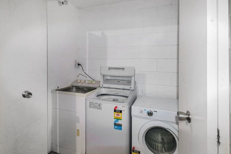 Photo of property in 31 Macdonald Crescent, Te Aro, Wellington, 6011