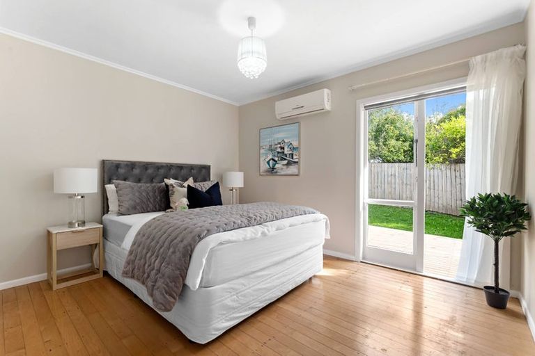 Photo of property in 1/15 Manuka Road, Bayview, Auckland, 0629