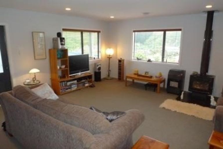 Photo of property in 45a Dominion Park Street, Johnsonville, Wellington, 6037