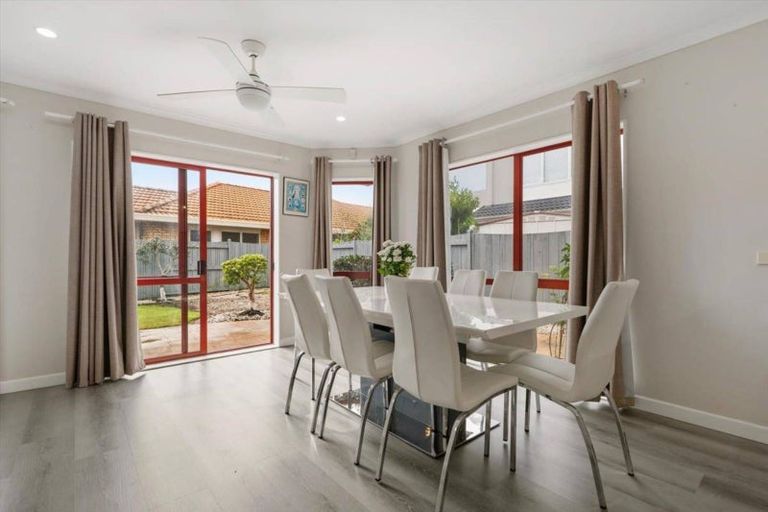 Photo of property in 8 Monterey Key, Papamoa Beach, Papamoa, 3118