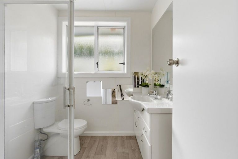 Photo of property in 477 Kaikorai Valley Road, Bradford, Dunedin, 9011