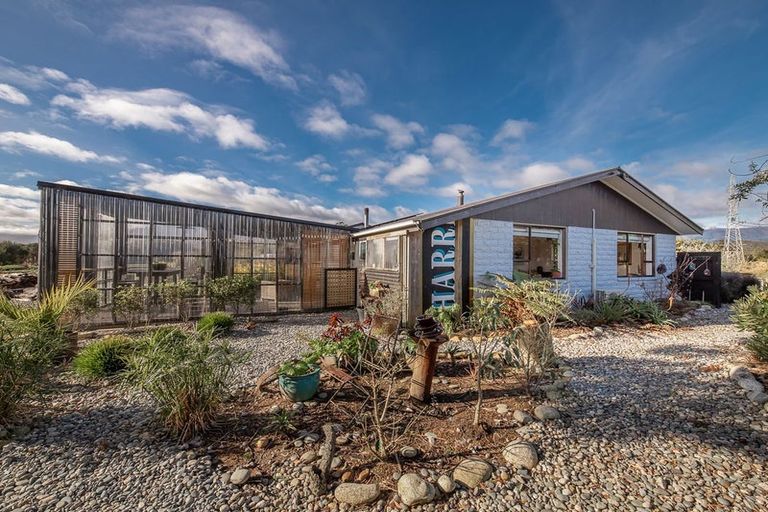 Photo of property in 57 Caledonian Road, Westport, 7892