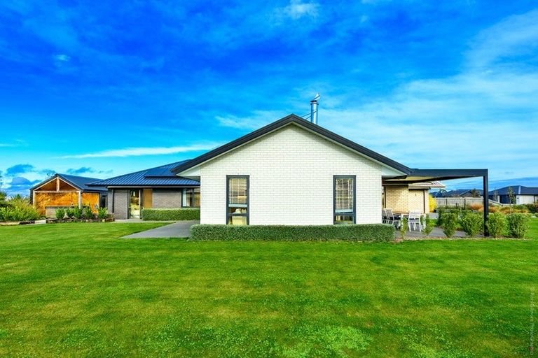 Photo of property in 9 Merino Crescent, Kirwee, 7571