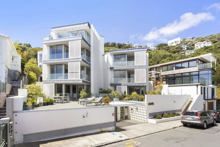 Photo of property in 3a/22 Telford Terrace, Oriental Bay, Wellington, 6011