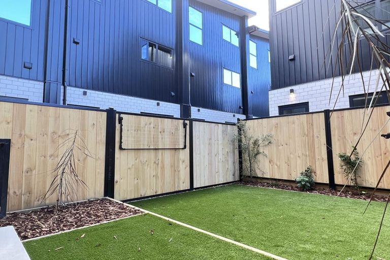 Photo of property in 3/16 Harakeke Street, Riccarton, Christchurch, 8011