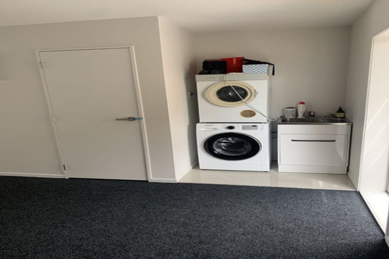 Photo of property in 60 Niu Lane, Te Atatu South, Auckland, 0610