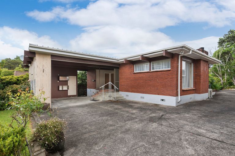 Photo of property in 48 Rehia Road, Massey, Auckland, 0614
