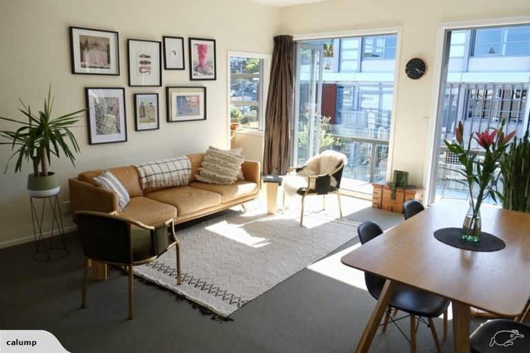 Photo of property in 20/35u Torrens Terrace, Mount Cook, Wellington, 6011