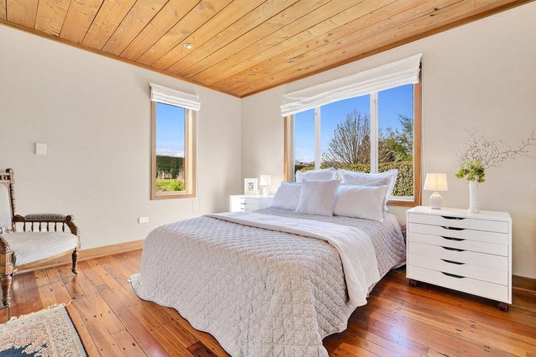 Photo of property in 99 Dublin Bay Road, Albert Town, Wanaka, 9382