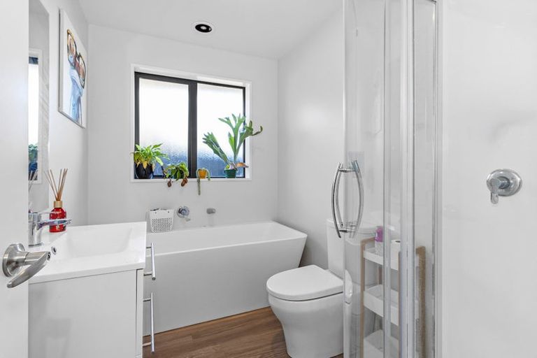 Photo of property in 4 Godley Place, Woodend, 7610