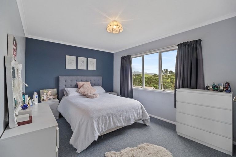 Photo of property in 25a Hobart Drive, Spotswood, New Plymouth, 4310