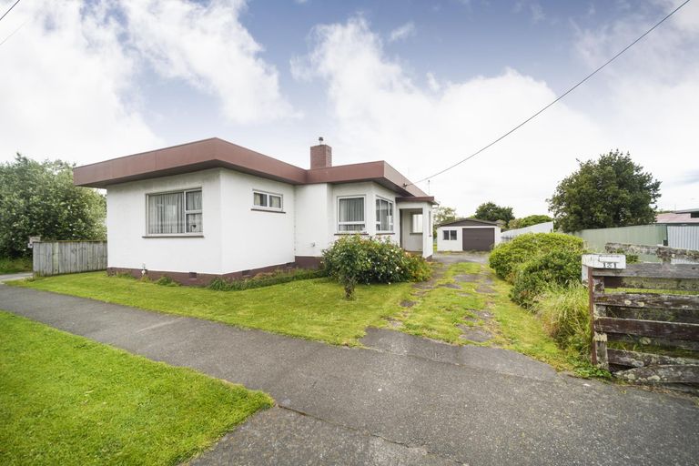 Photo of property in 131 Maxwells Line, Awapuni, Palmerston North, 4412