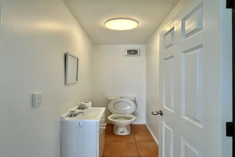 Photo of property in 22 Quebec Street, Kingston, Wellington, 6021