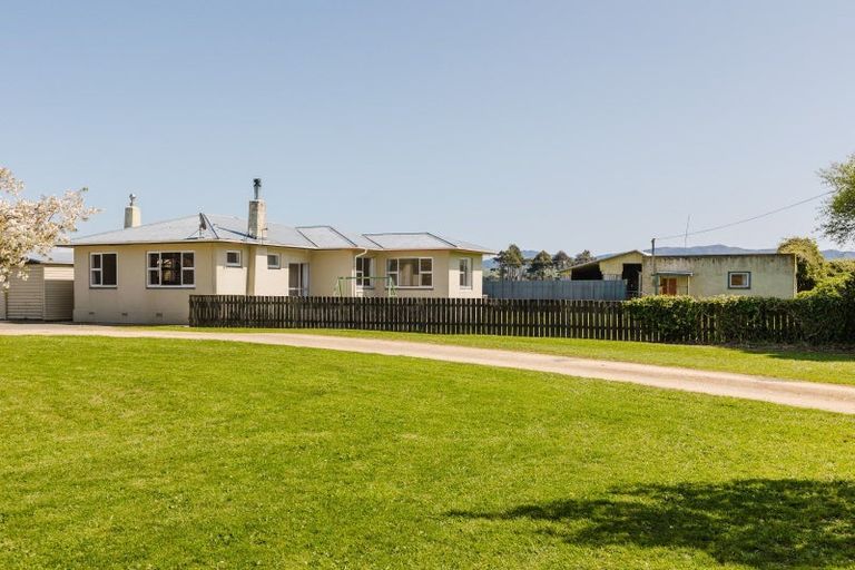 Photo of property in 83172 State Highway 2, Eketahuna, 4993
