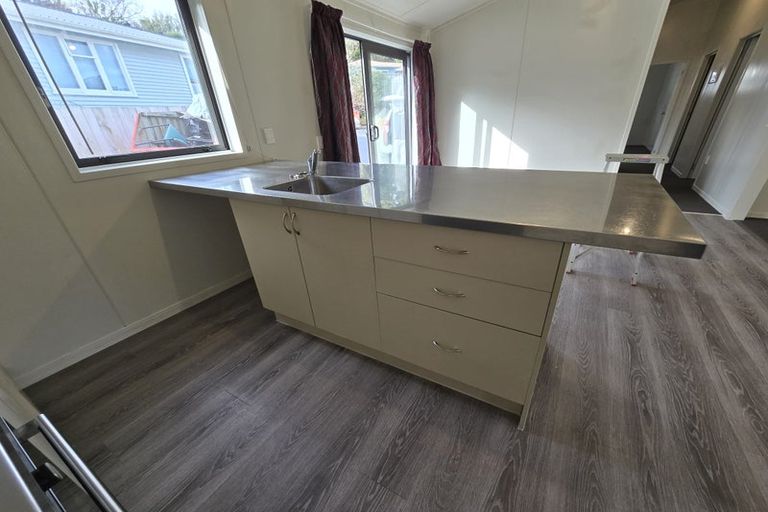 Photo of property in 23b Dorset Grove, Cannons Creek, Porirua, 5024