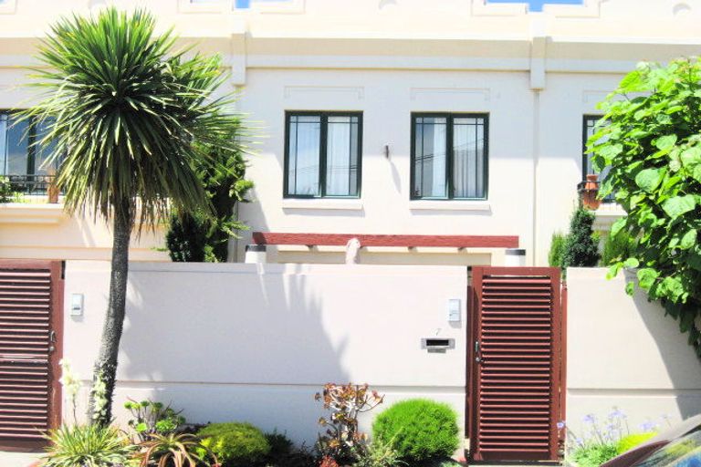Photo of property in 7/9 Burgess Street, Sumner, Christchurch, 8081