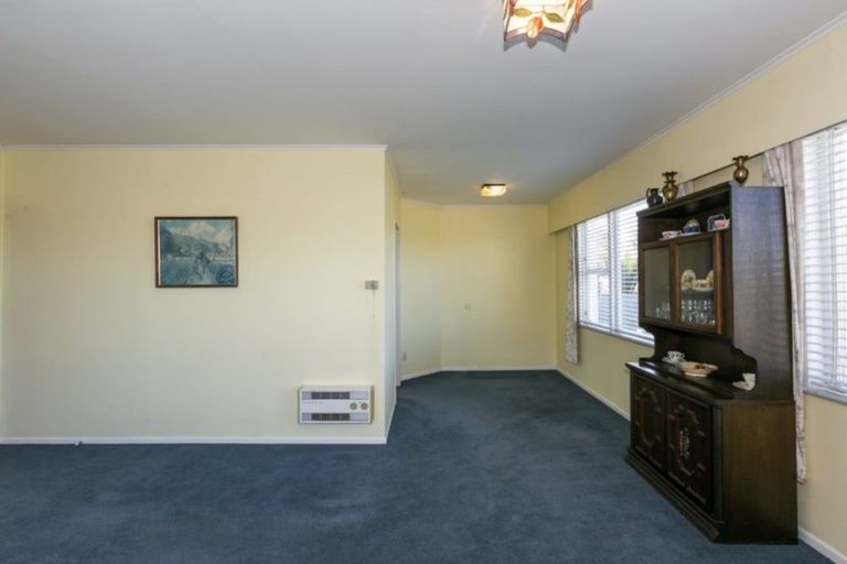 Photo of property in 1b Avon Terrace, Taradale, Napier, 4112