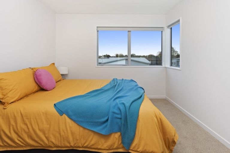 Photo of property in 21 Kakapo Lane, Redwood, 8051