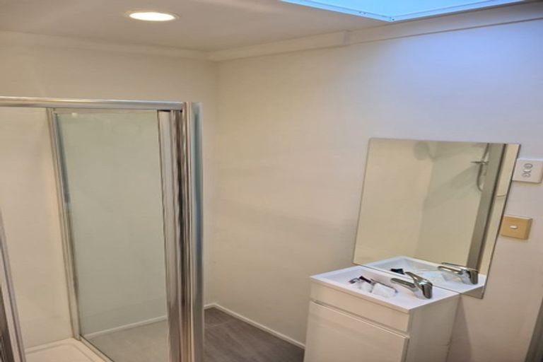 Photo of property in 7/5 Keeling Road, Henderson, Auckland, 0612