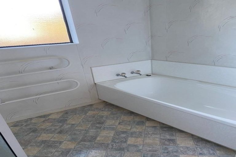 Photo of property in 29 Langdale Avenue, Paraparaumu, 5032