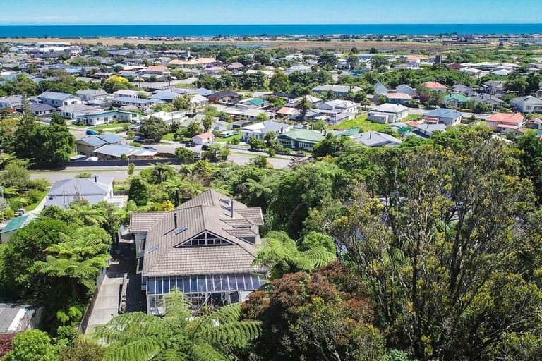Photo of property in 17- 19 Kilgour Road, Greymouth, 7805