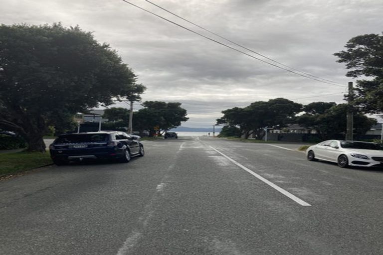 Photo of property in 16 Inglis Street, Seatoun, Wellington, 6022