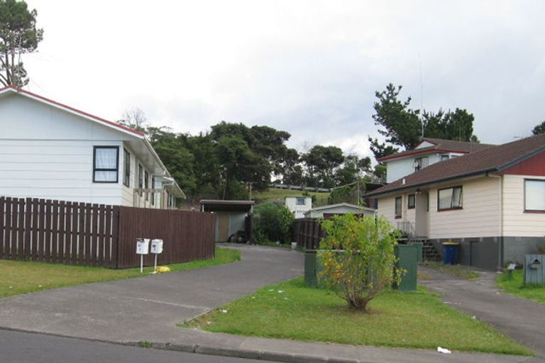 Photo of property in 46 Holmes Drive South, Massey, Auckland, 0614