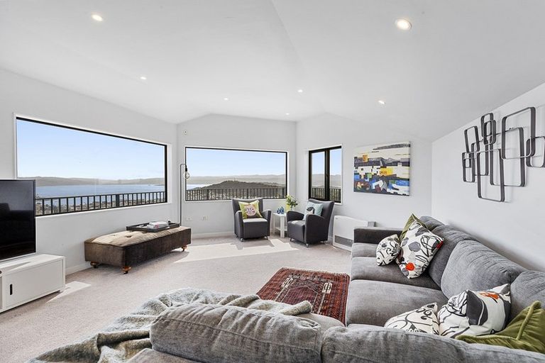 Photo of property in 33 Mitchell Street, Brooklyn, Wellington, 6021