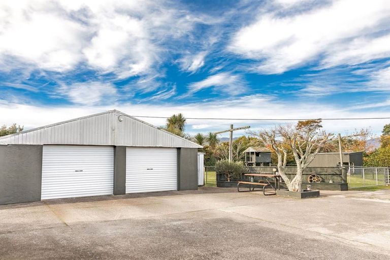 Photo of property in 181a Queen Street, Westport, 7825