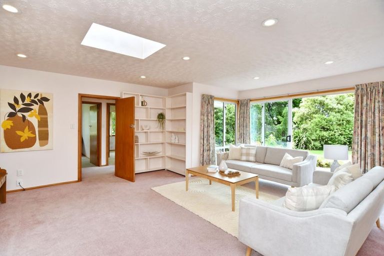 Photo of property in 16 Larch Place, Casebrook, Christchurch, 8051