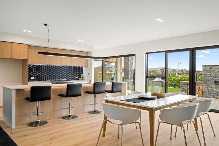 Photo of property in 36 Dundee Road, Mosgiel, 9024
