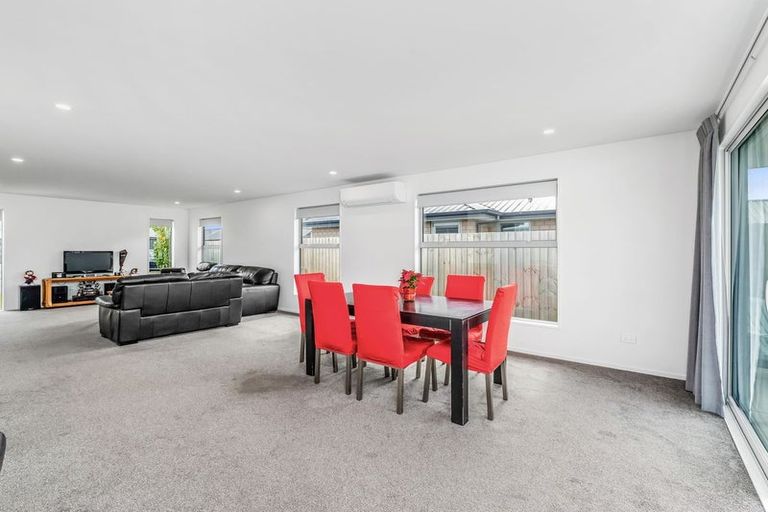 Photo of property in 17 Lewis Crescent, Rolleston, 7614