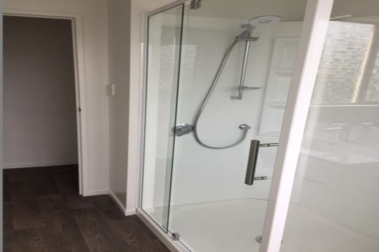 Photo of property in 93 Churton Drive, Churton Park, Wellington, 6037