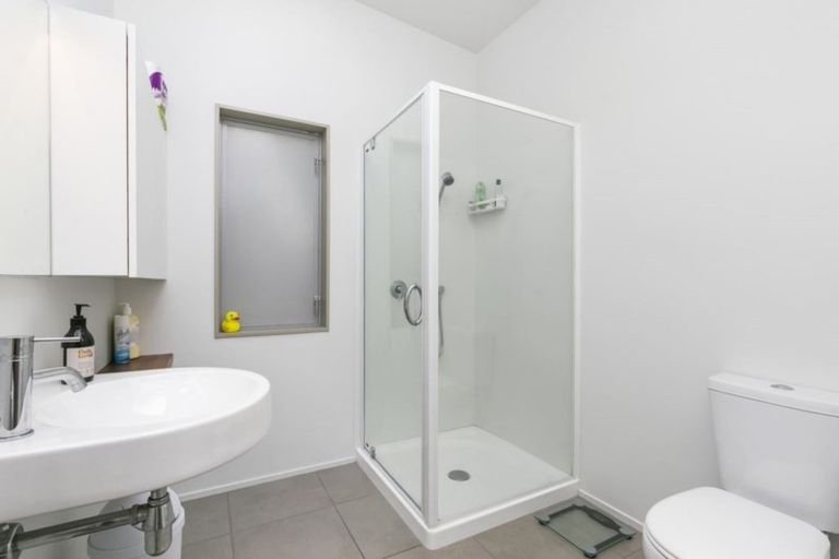 Photo of property in 20/2 Onslow Road, Khandallah, Wellington, 6035