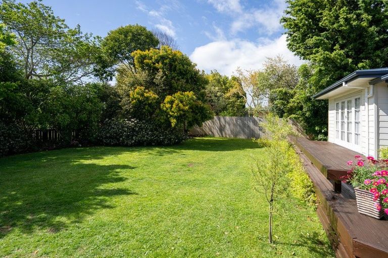 Photo of property in 40 Weld Street, Cambridge, 3434