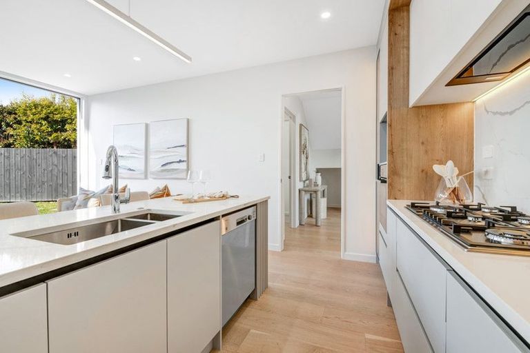 Photo of property in 361d Beach Road, Campbells Bay, Auckland, 0630