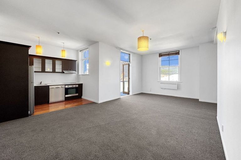 Photo of property in 11/30 Hanson Street, Mount Cook, Wellington, 6021