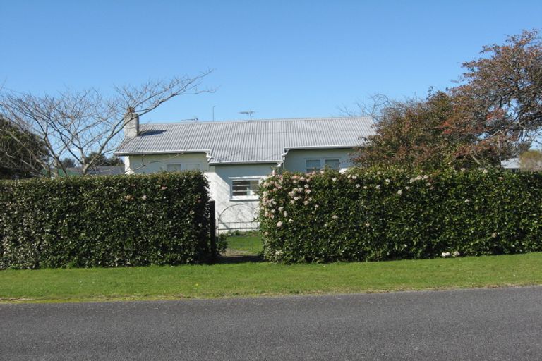 Photo of property in 57 Reading Street, Greytown, 5712