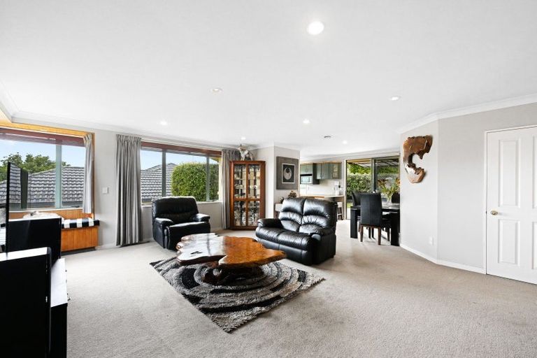 Photo of property in 3 Highgrove Drive, Grandview Heights, Hamilton, 3200